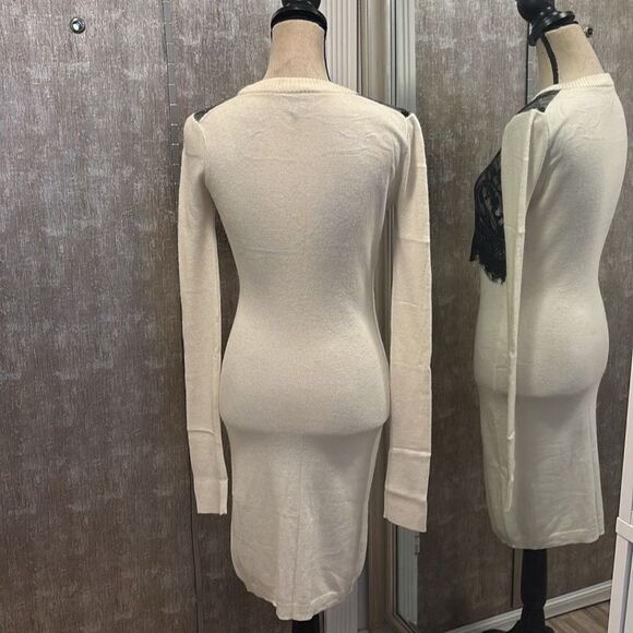 Alexander McQueen Chic White sweater Dress with Black Lace Overlay, S - Picture 6 of 9